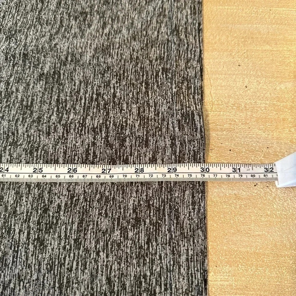 Under Armour Men’s Chicago Cubs Quarter Zip Long Sleeved Shirt HeatGear - Picture 9 of 11